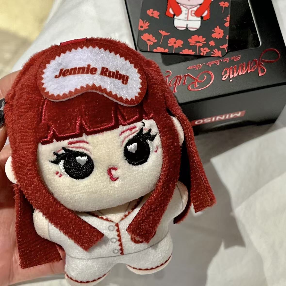 MINI DOLL JENNIE RUBY