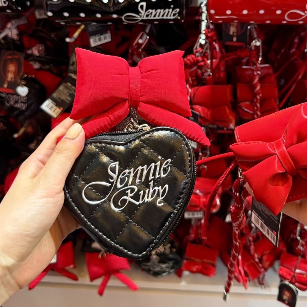 JENNIE RUBY MINI BAG