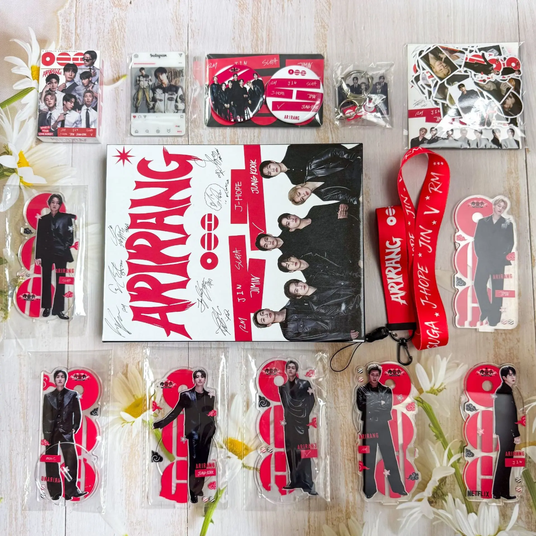 BTS ARIRANG KIT WITH 175 PIECES (GIFT BOX WITH/ VARIOUS ITEMS!✨)